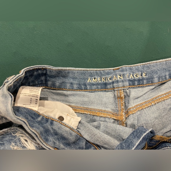 AE STRETCH MOM SHORTS SIZE 12 - Picture 3 of 3